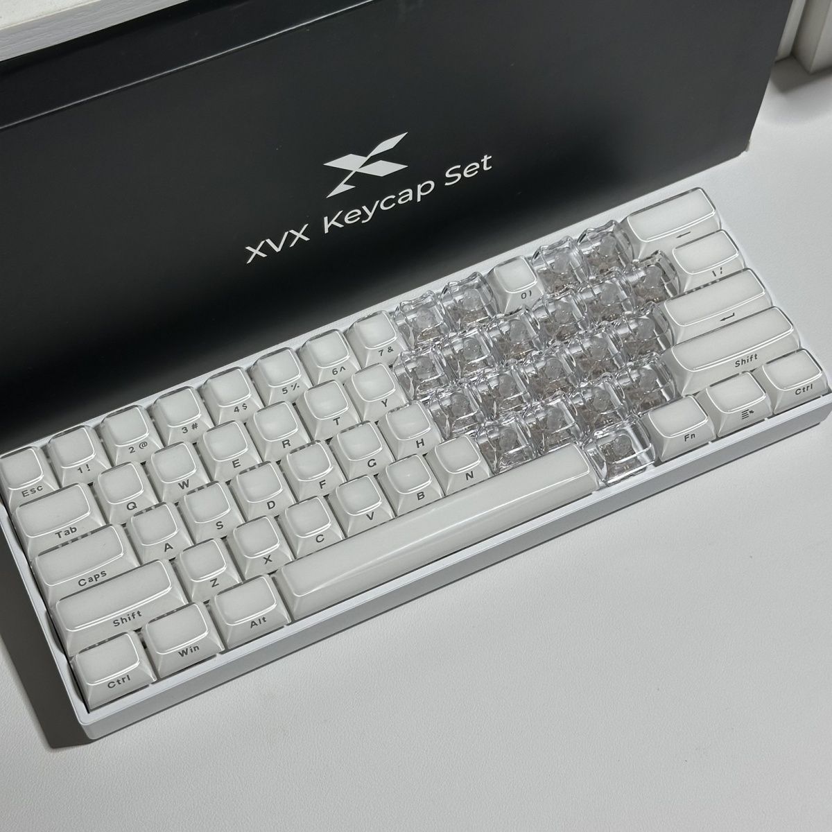 Gaming Accessories Aesthetic - 20pcs 1U Keycaps with Unique Cats