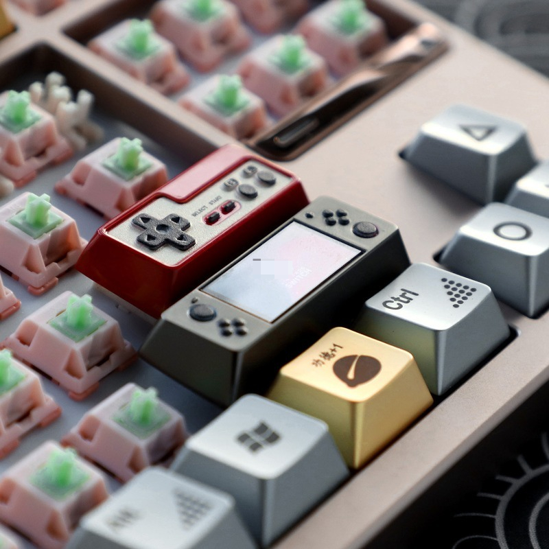 SHIFT Metal Keycaps 2.75u R1 C - огляд і ціна Gaming Accessories Aesthetic