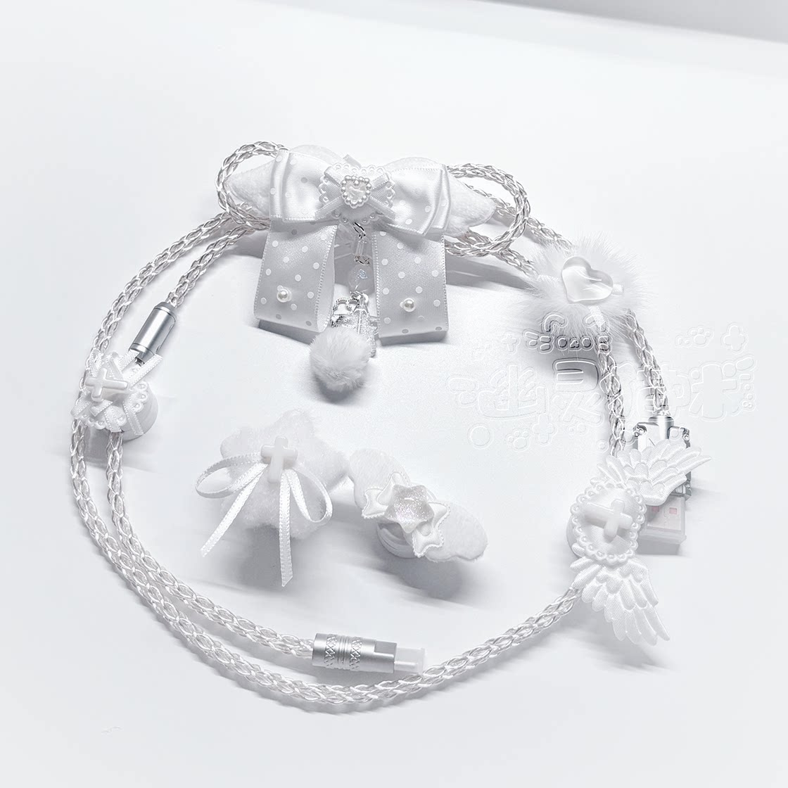 1.3m 8K Avaitor Cable White Li - огляд і ціна Gaming Accessories Aesthetic
